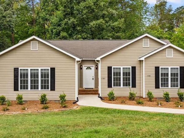 1180 Oak Level Church Road , Stokesdale, NC 27357