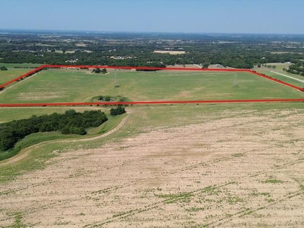 1566 Fm 2194 , Farmersville, TX 75442