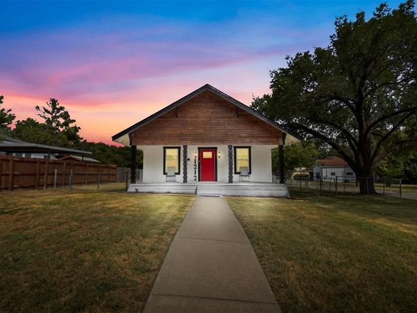 1212 Earl Street, Commerce, TX 75428