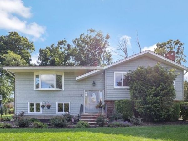 18 Starlight Rd, Jefferson, NJ 07438