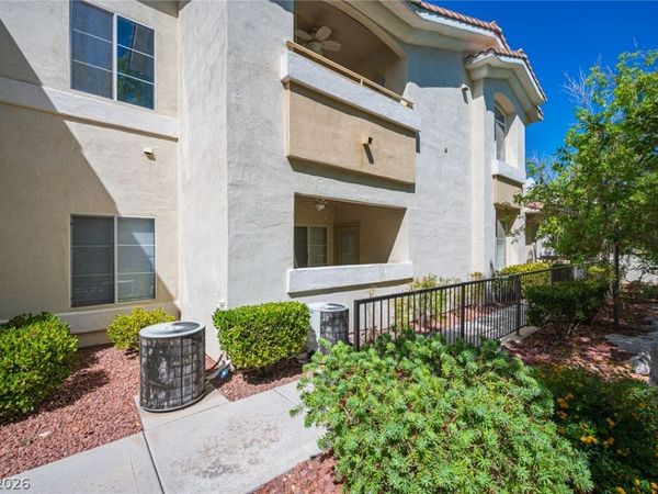 10211 Red Pueblo Place, Unit 103, Las Vegas, NV 89144