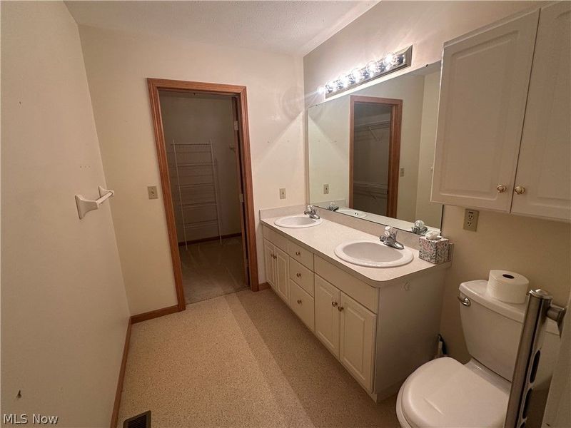 3337 Bayberry Cove, Wooster, OH 44691 Photo 13