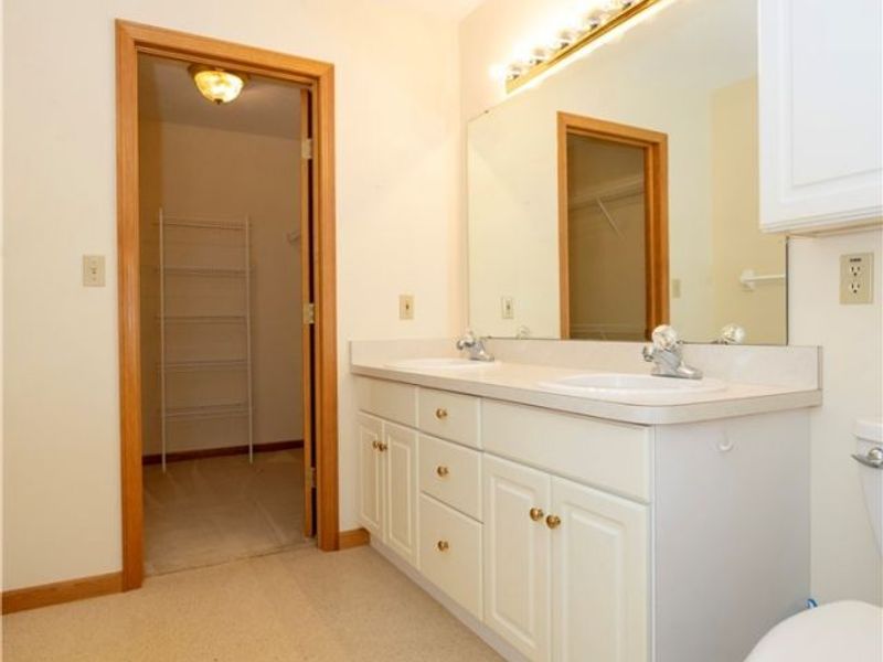 3337 Bayberry Cove, Wooster, OH 44691 Photo 8