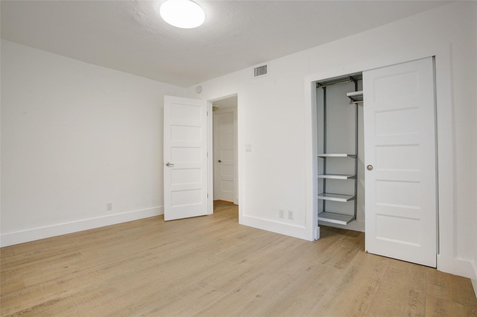 530 S Federal Highway, Unit 14, Fort Lauderdale, FL 33301 Photo