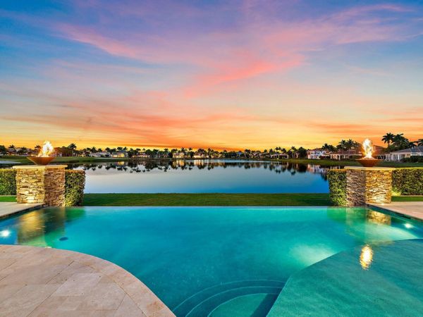 636 Hermitage Circle, Palm Beach Gardens, FL 33410