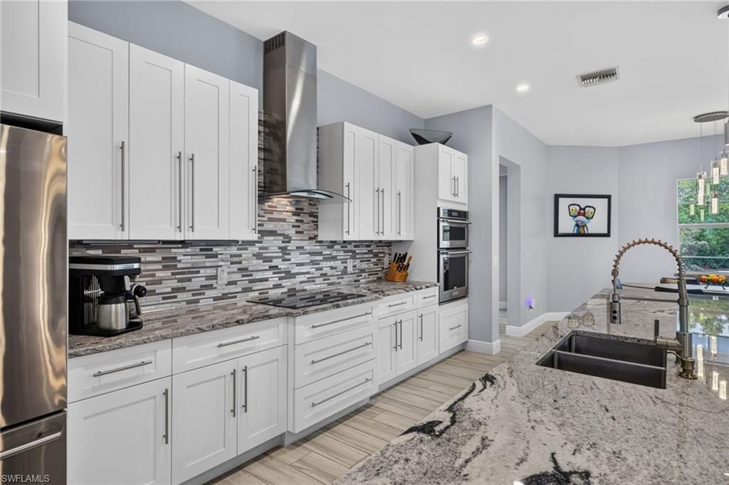 27150 Rue De Paix, Bonita Springs, FL 34135 Photo
