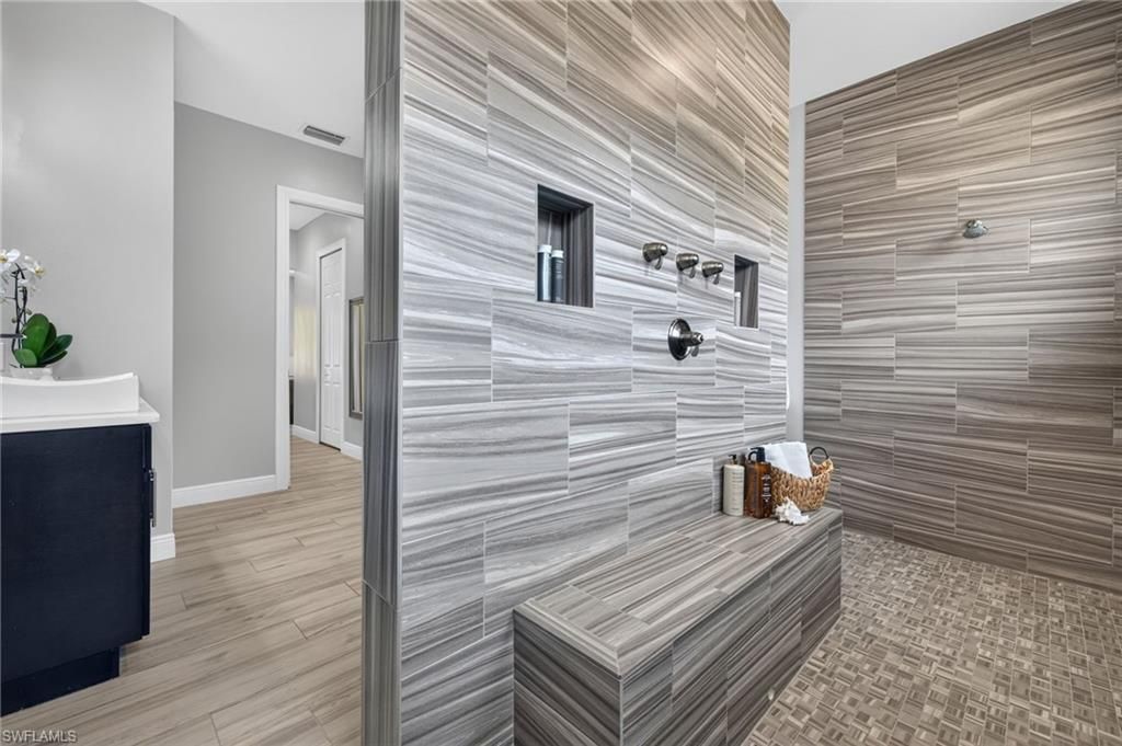 27150 Rue De Paix, Bonita Springs, FL 34135 Photo