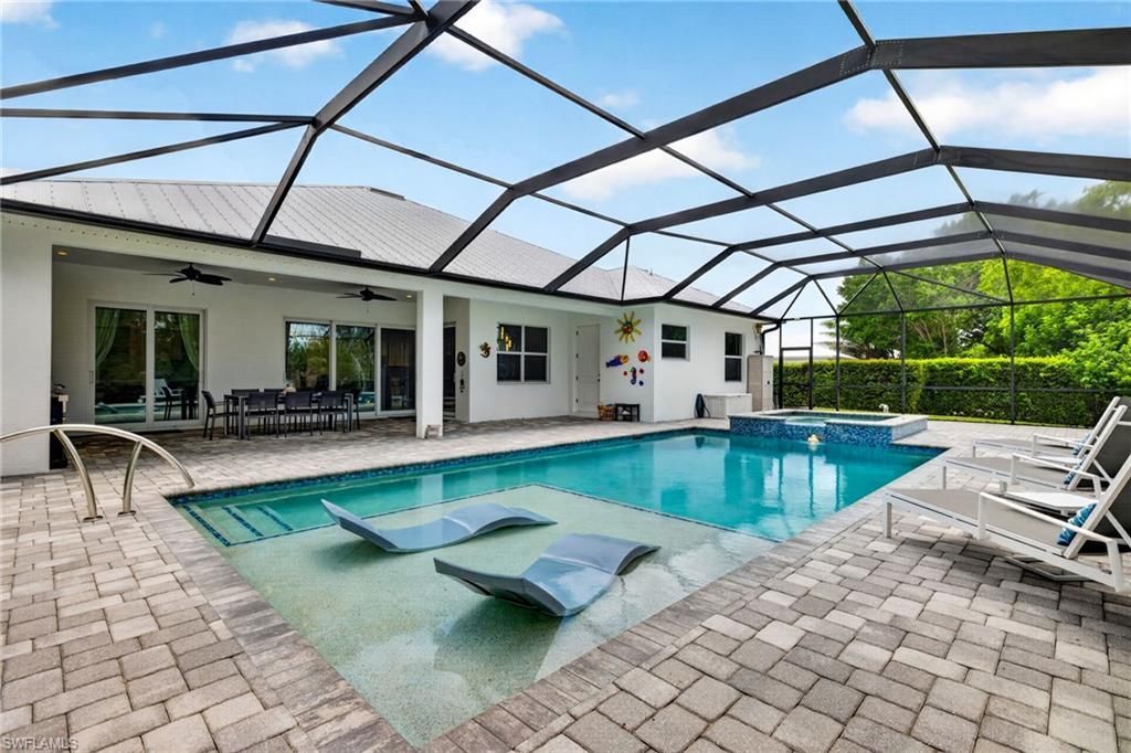 27150 Rue De Paix, Bonita Springs, FL 34135 Photo