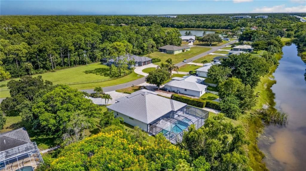 27150 Rue De Paix, Bonita Springs, FL 34135 Photo