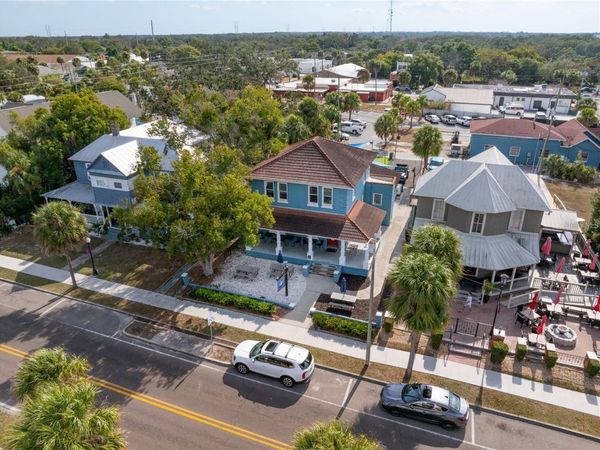 312 E TARPON AVENUE , TARPON SPRINGS, FL 34689