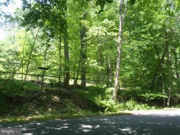 105 OLD MINE ROAD , LEBANON, PA 17042