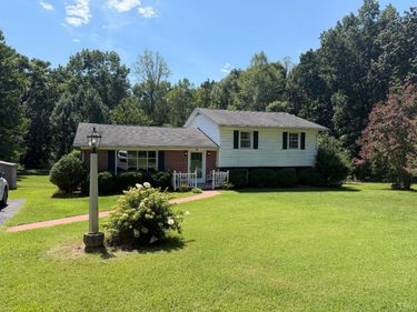 345 Charles Drive, Appomattox, VA 24522