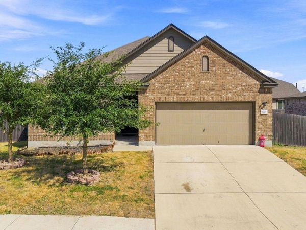 1703 Henbit LN, Lockhart, TX 78644