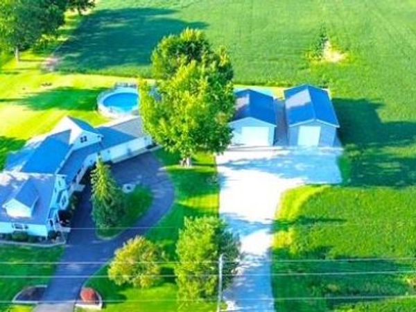 515 W Snyder Road, Piqua, OH 45356