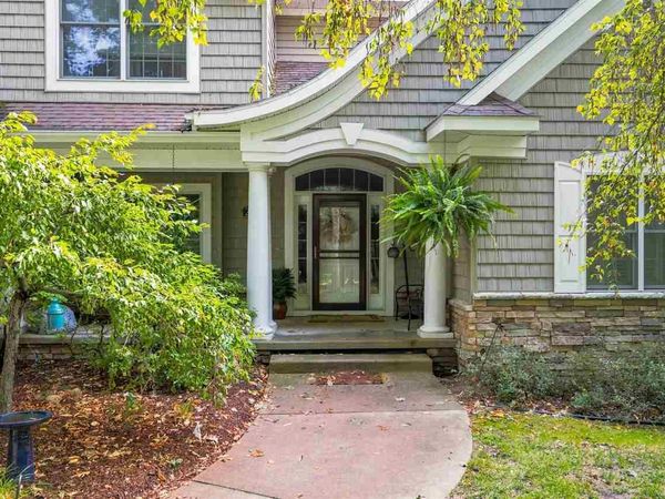2563 Woodside Drive, Petoskey, MI 49770