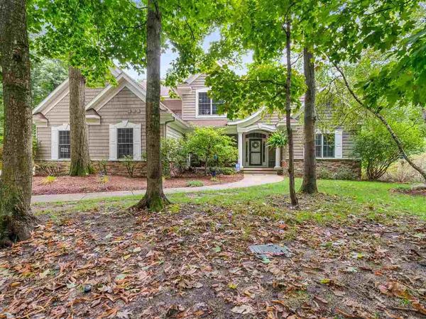 2563 Woodside Drive, Petoskey, MI 49770