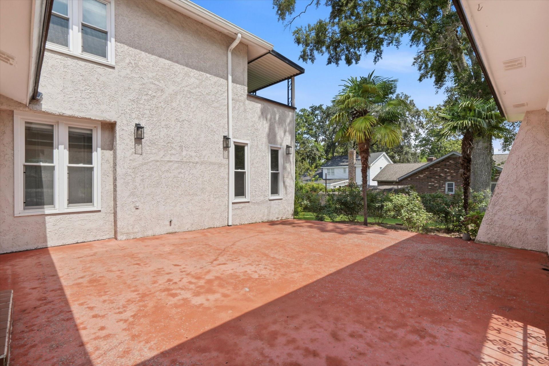 1082 Stonehenge Drive Photo 13