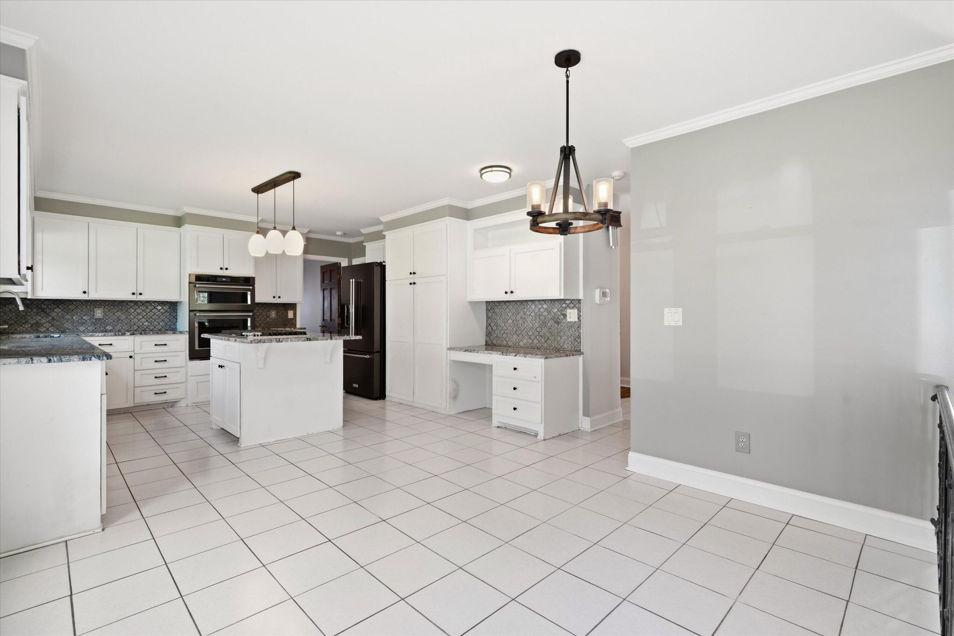 1082 Stonehenge Drive Photo 25