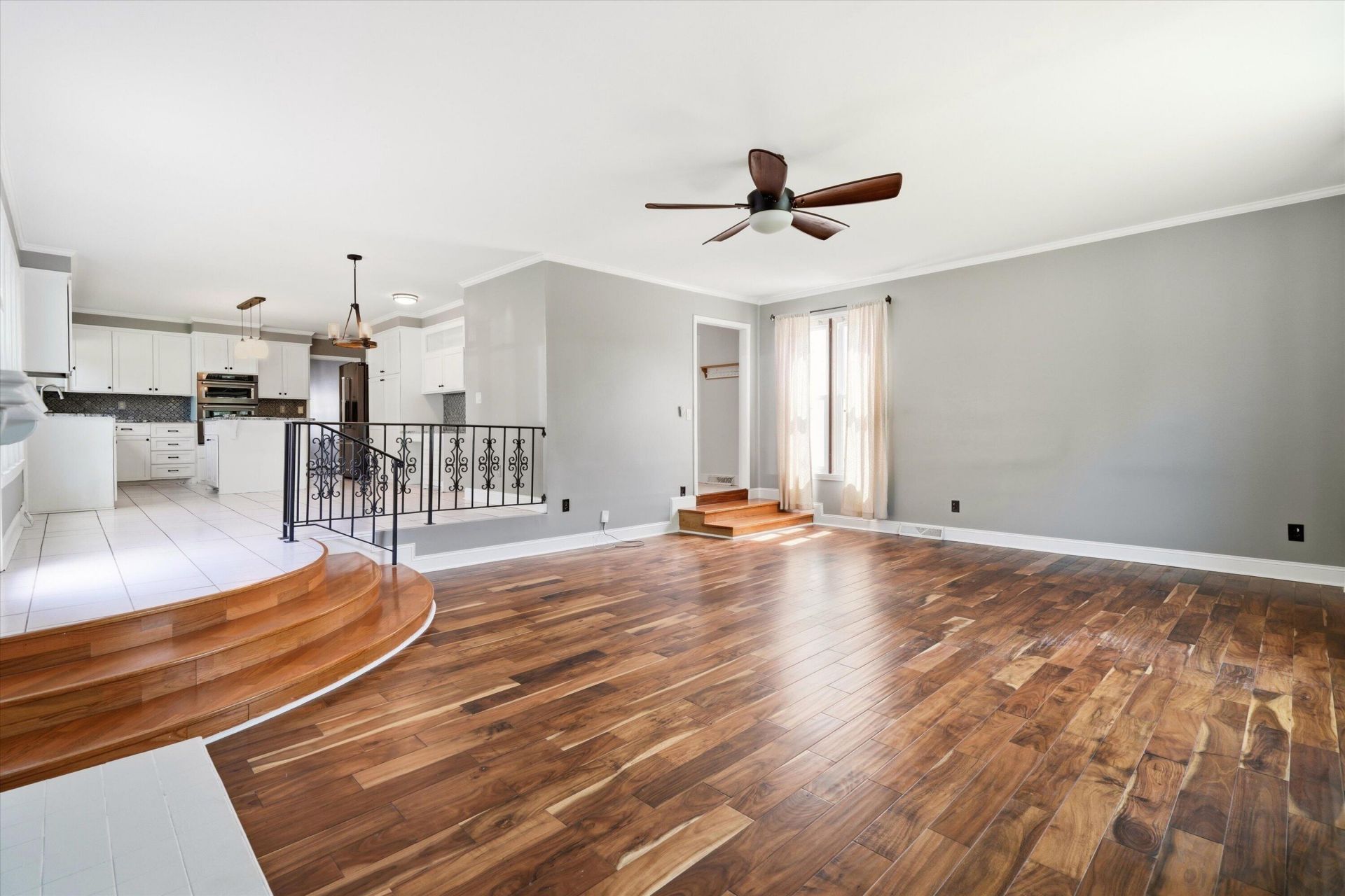 1082 Stonehenge Drive Photo 27