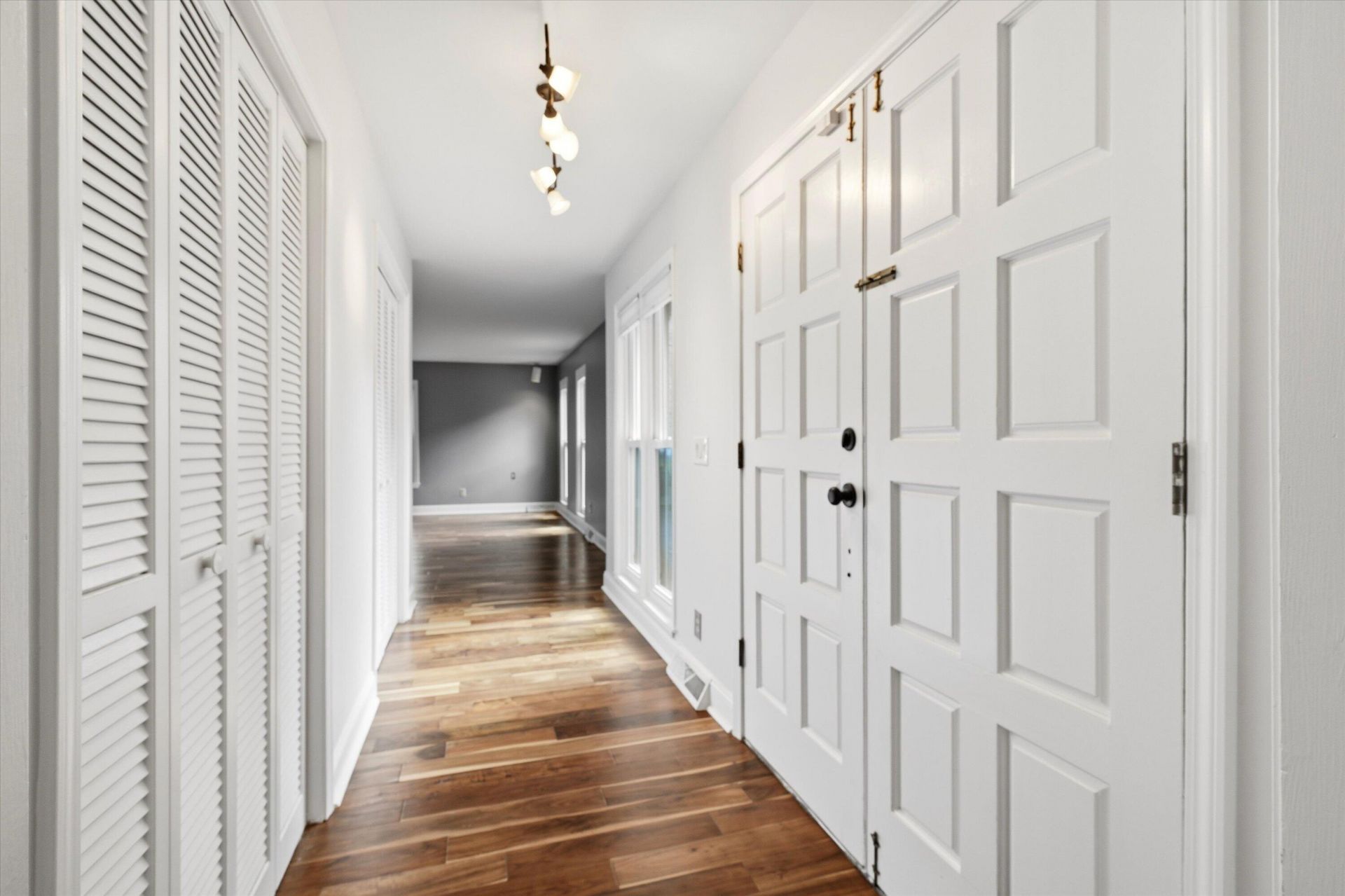 1082 Stonehenge Drive Photo 30