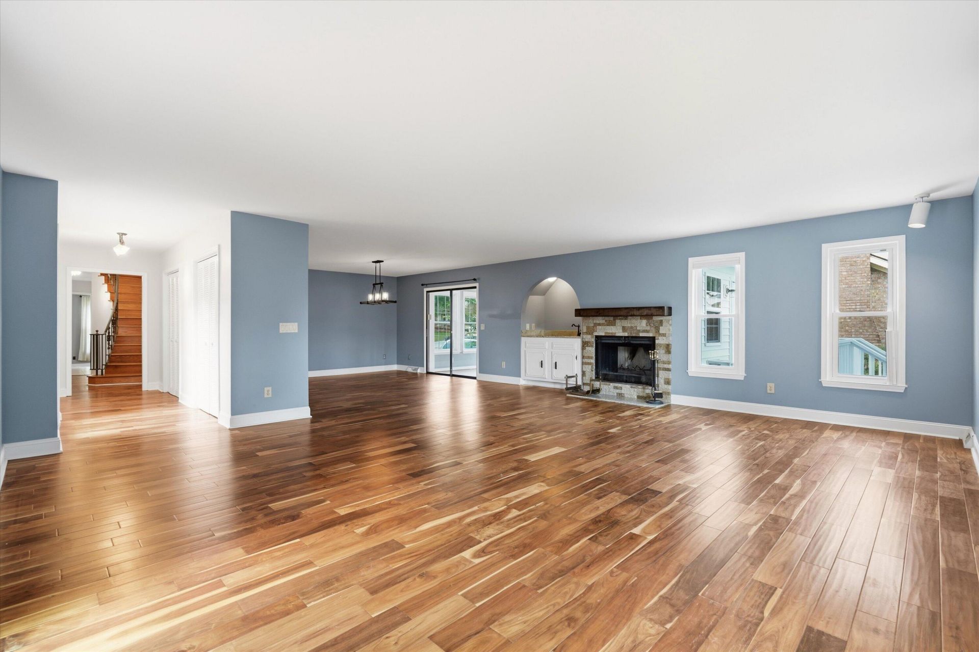 1082 Stonehenge Drive Photo 31