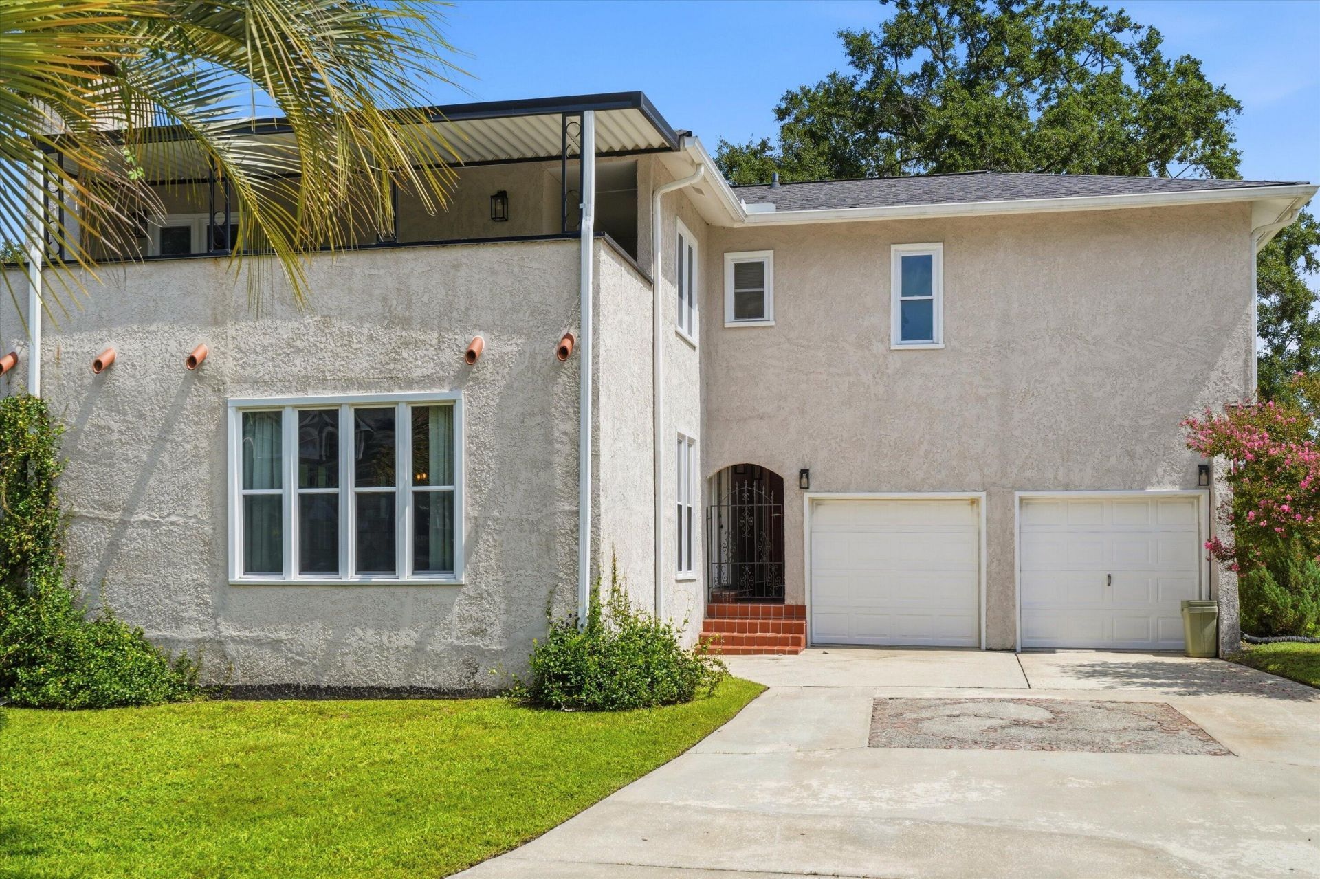 1082 Stonehenge Drive Photo 9