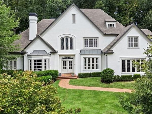 455 Laurel Chase Court, Sandy Springs, GA 30327