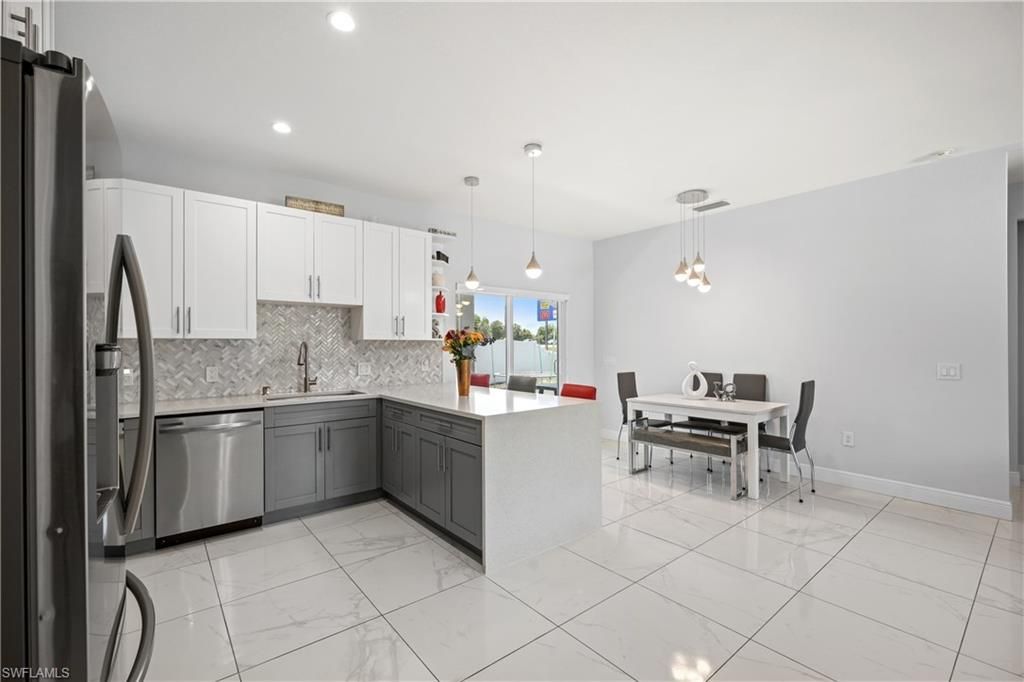 27257 Pinecrest Ln, Bonita Springs, FL 34135 Photo