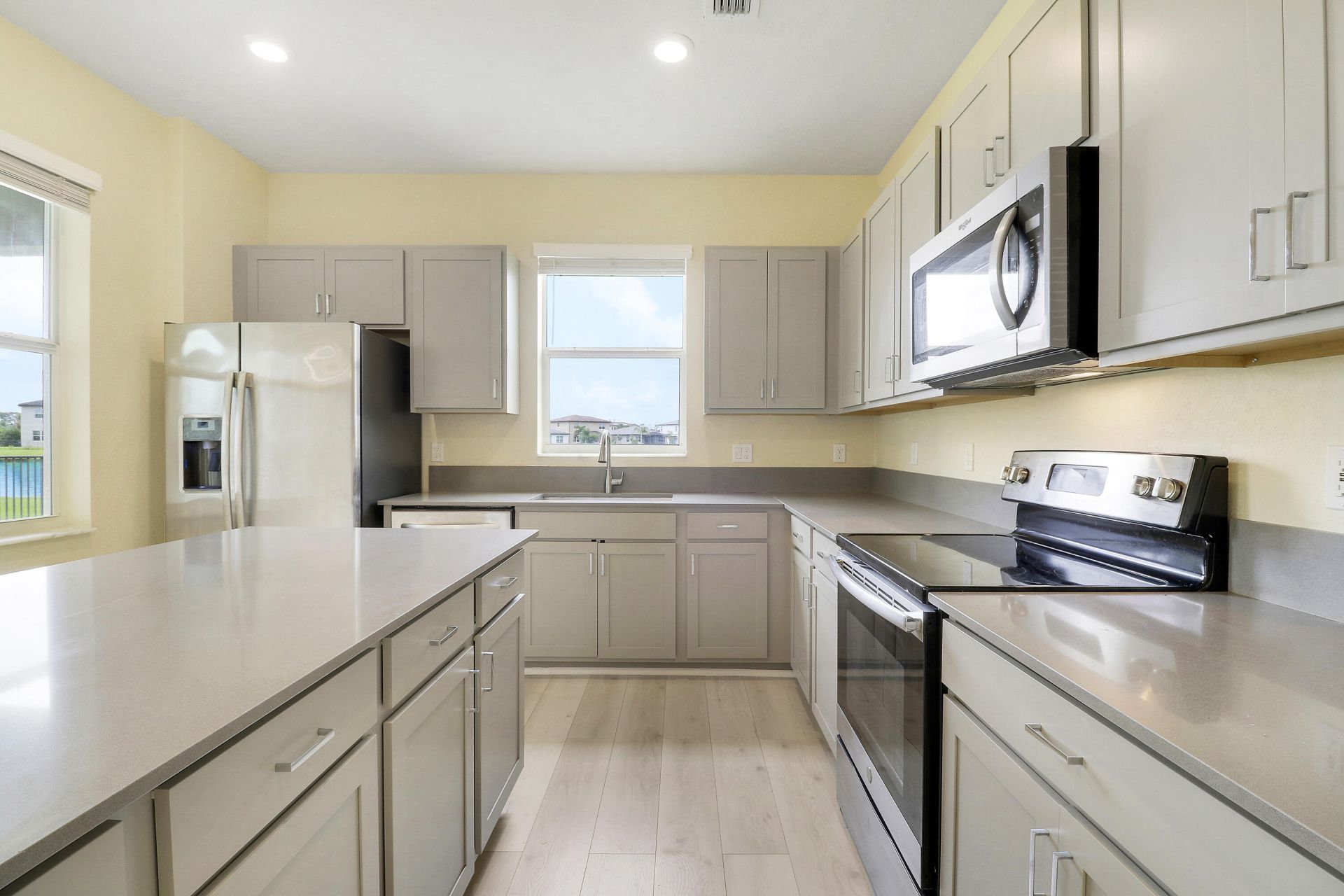 8292 NW Greenbank Circle, Port Saint Lucie, FL 34987 Photo