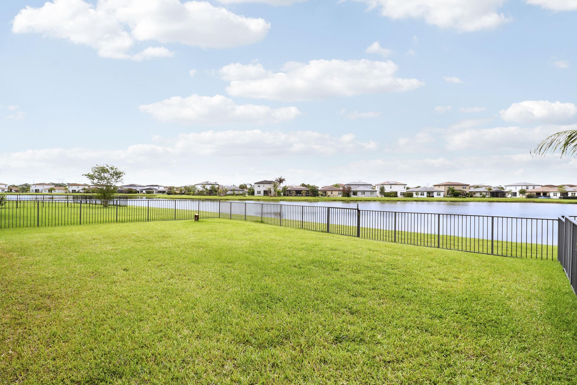 8292 NW Greenbank Circle, Port Saint Lucie, FL 34987 Photo