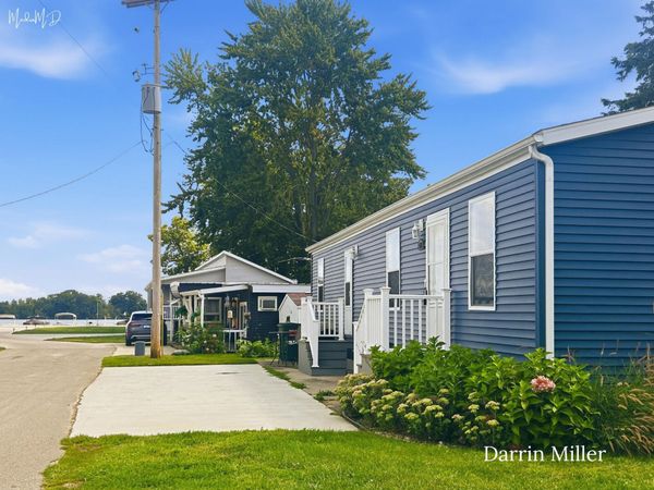 4567 Circle Inn Drive, Shelbyville, MI 49344