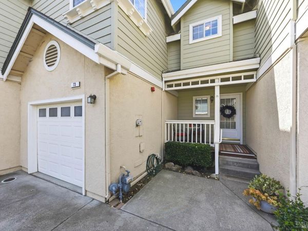 73 Manchester Drive, Fairfield, CA 94533