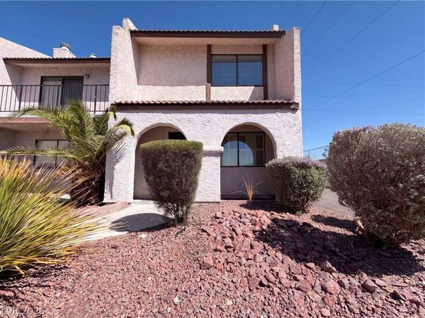 5240 Janfred Court , Unit 1, Las Vegas, NV 89103