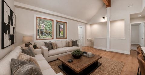 13273 Sierra Drive, Truckee, CA 96161 Photo