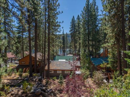 13273 Sierra Drive, Truckee, CA 96161 Photo