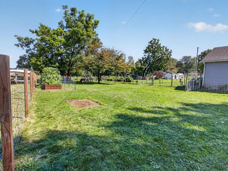 6675 National Road SE, Jacksontown, OH 43030 Photo 18
