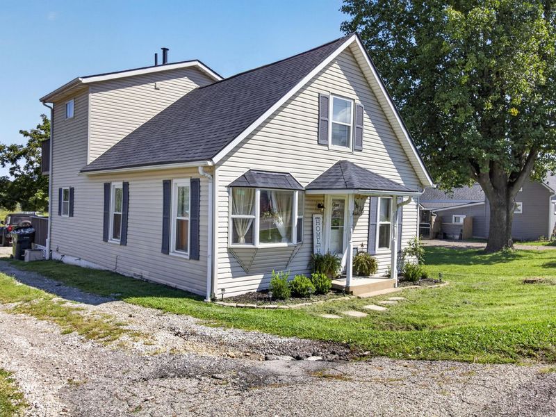 6675 National Road SE, Jacksontown, OH 43030 Photo 2