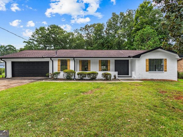 4607 Bexley Dr, Stone Mountain, GA 30083