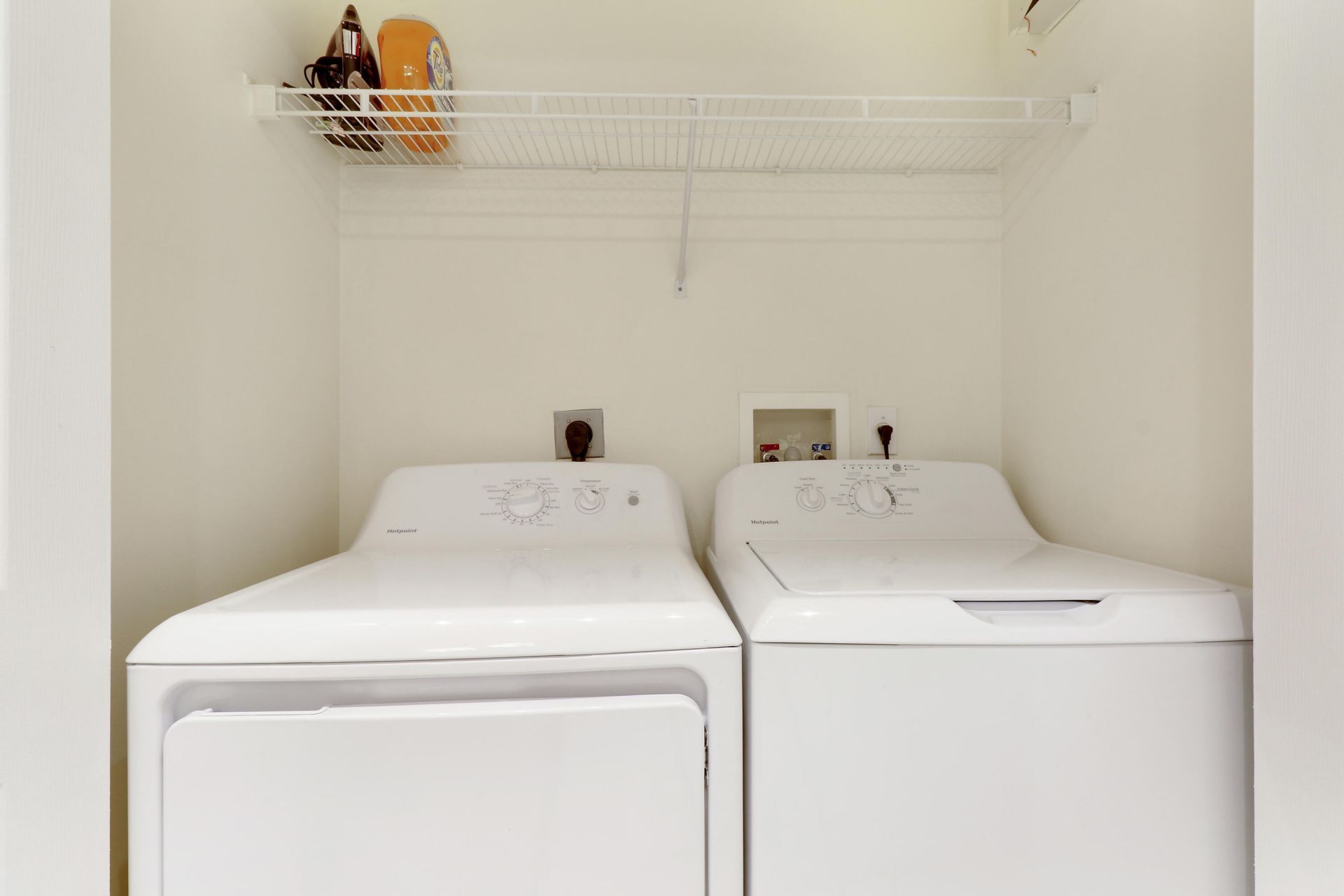 630 S Sapodilla Avenue S, Unit 411, West Palm Beach, FL 33401 Photo