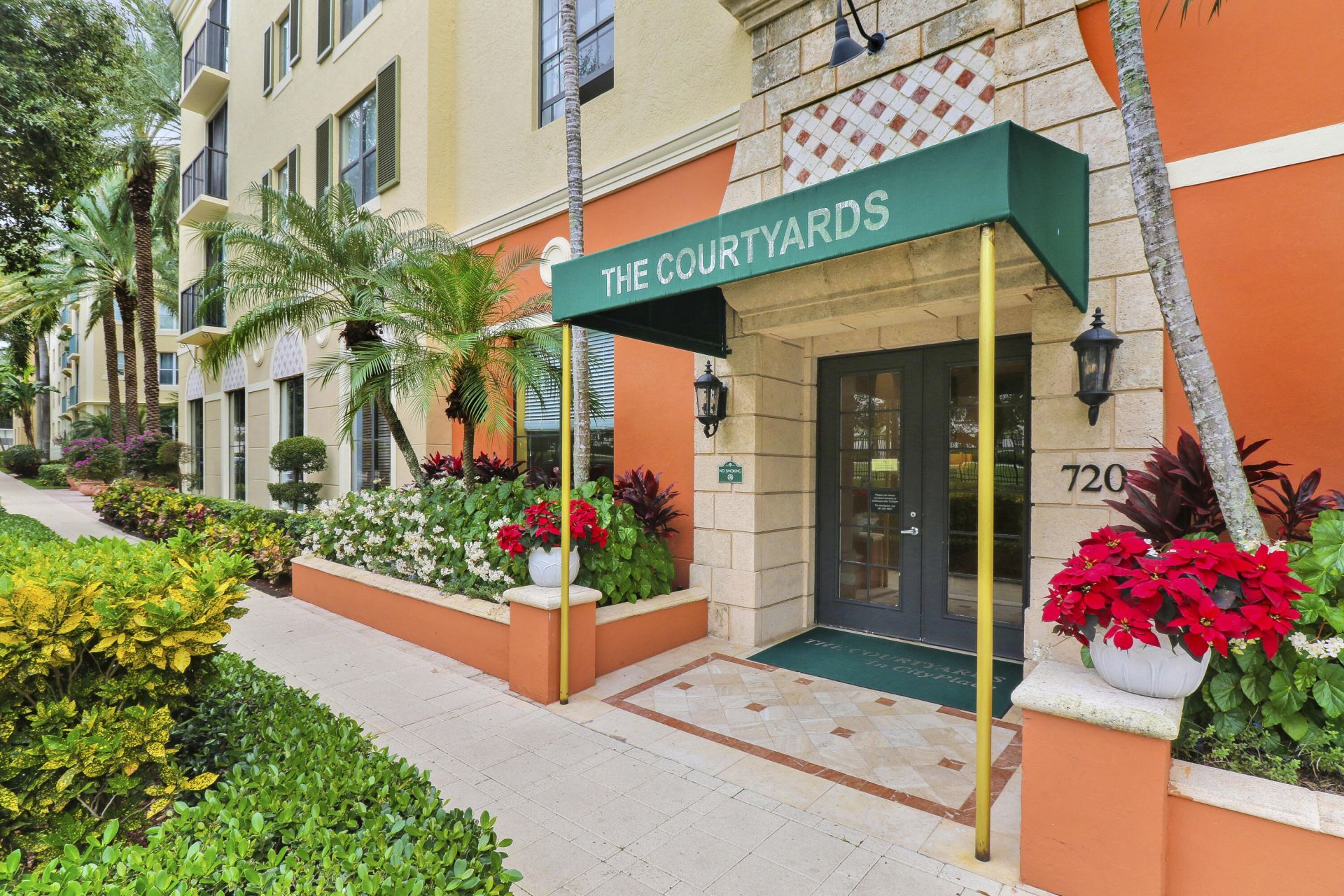 630 S Sapodilla Avenue S, Unit 411, West Palm Beach, FL 33401 Photo