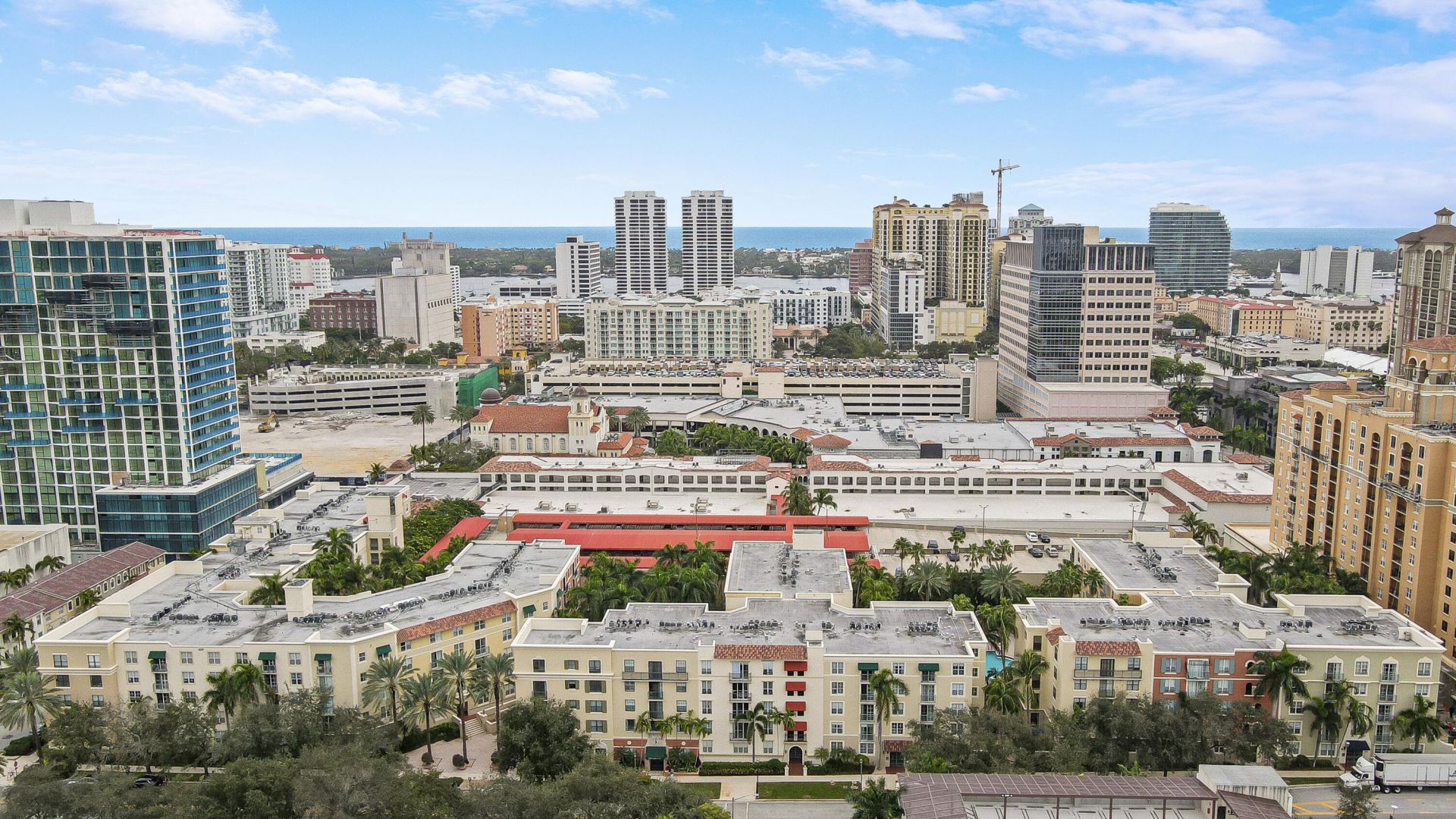 630 S Sapodilla Avenue S, Unit 411, West Palm Beach, FL 33401 Photo