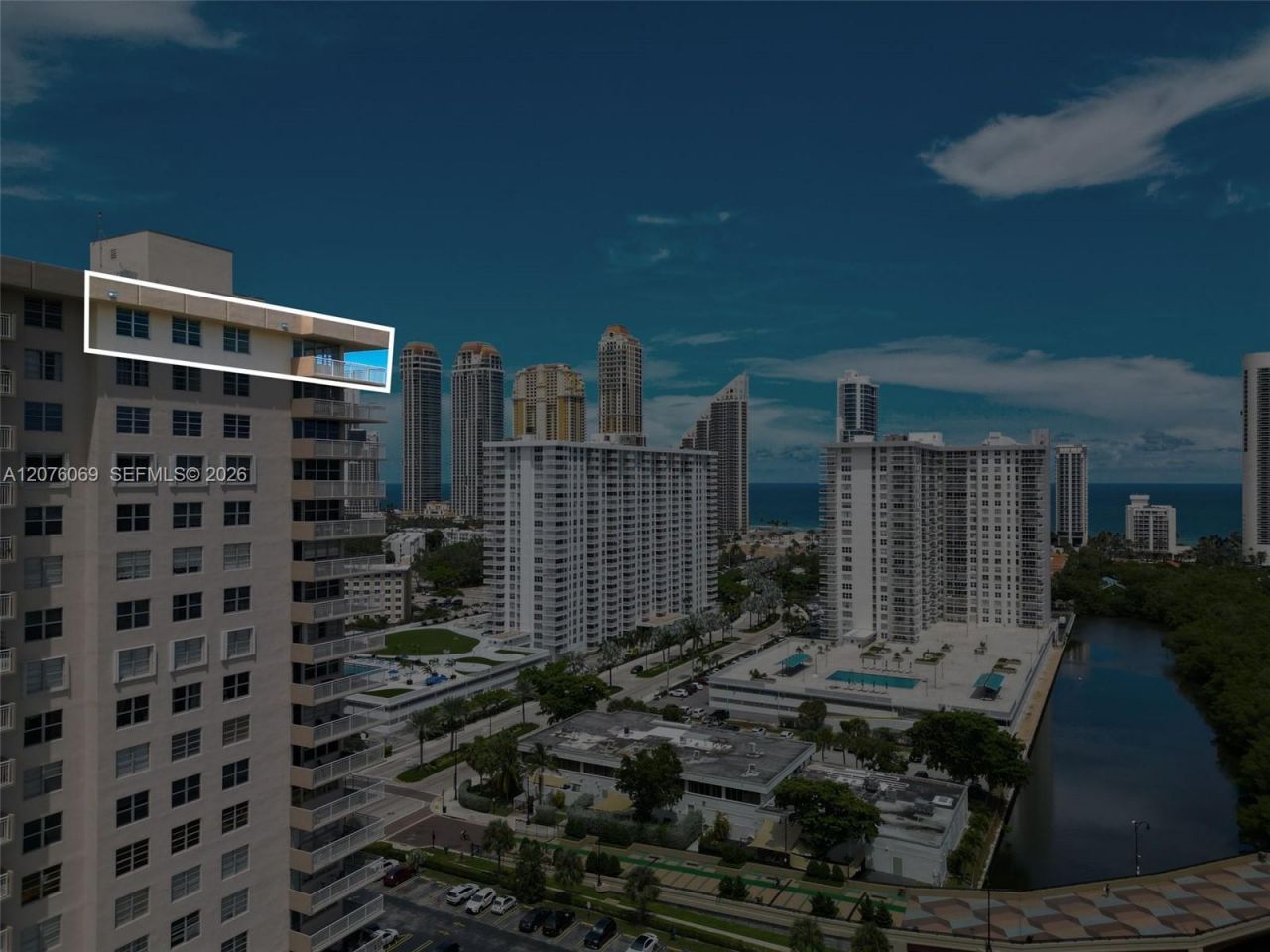 250 174th St, Unit 2304, Sunny Isles Beach, FL 33160 Photo