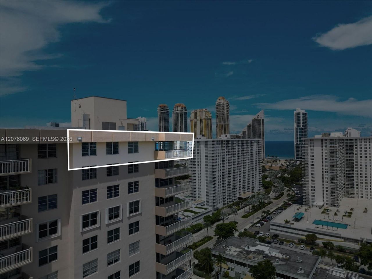 250 174th St, Unit 2304, Sunny Isles Beach, FL 33160 Photo