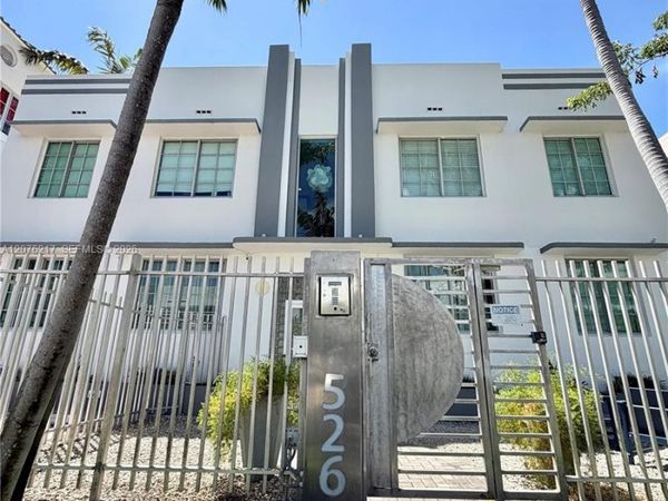 526 15th St, Unit 12, Miami Beach, FL 33139