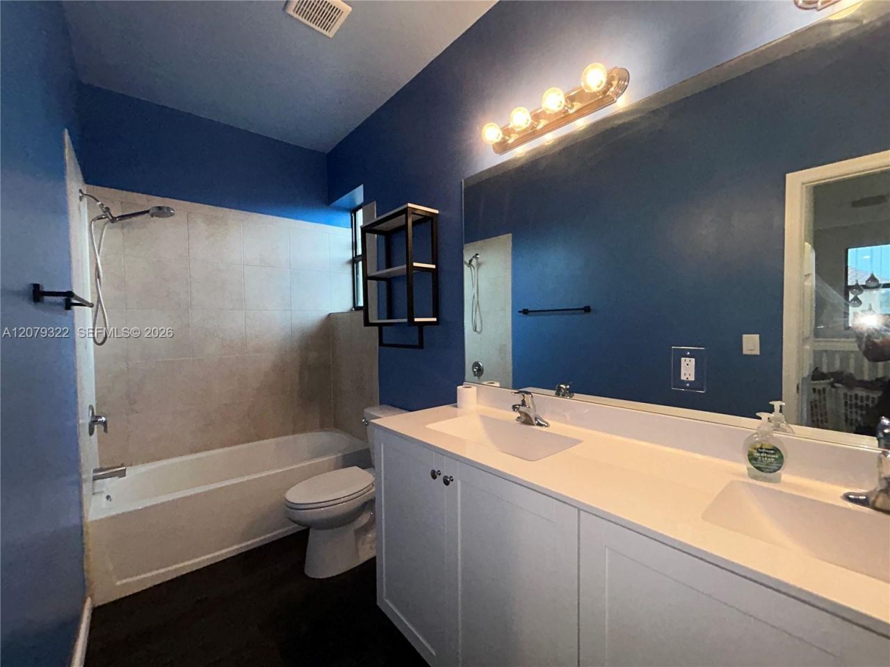 181 NE 25th Ter, Homestead, FL 33033 Photo