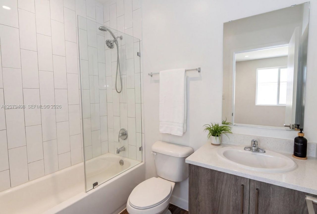 171 NW 158th St , Unit 10, Miami, FL 33169 Photo