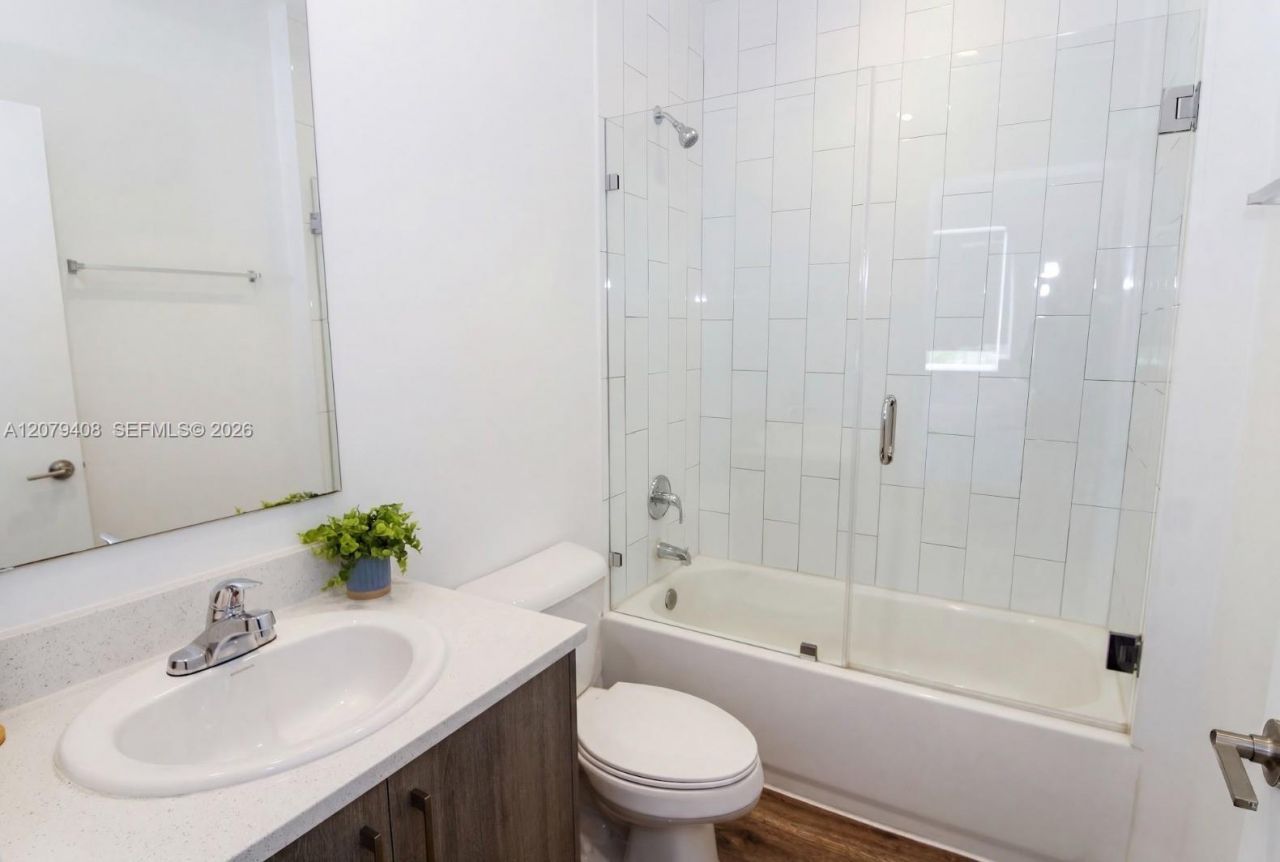 171 NW 158th St , Unit 10, Miami, FL 33169 Photo