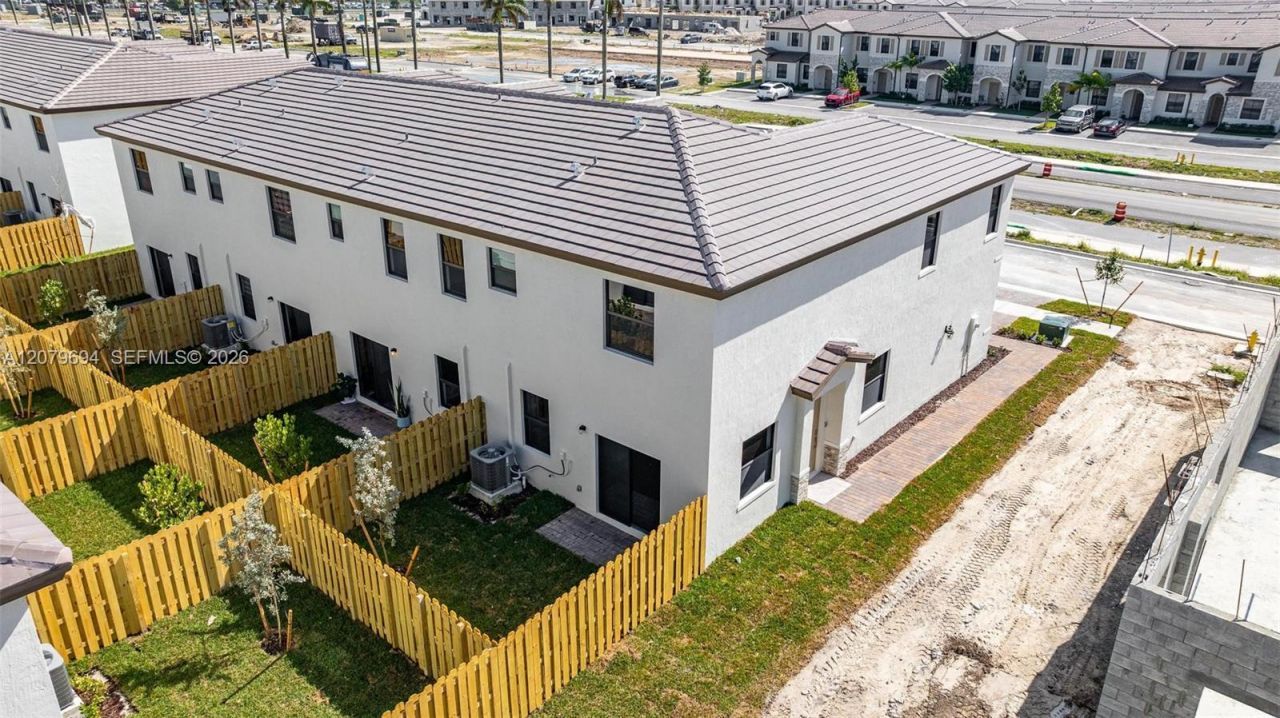 Please Call For Address, Miami, FL 33170 Photo