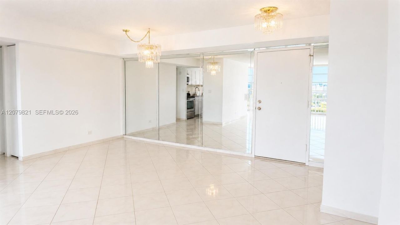 231 174th St , Unit 1215, Sunny Isles Beach, FL 33160 Photo