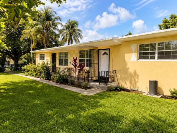 1421 NE 148th St , Unit 2, Miami, FL 33161
